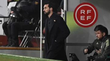 تعليق ناري.. مدرب ريال مدريد يخرج عن صمته بعد صدمة الخروج من الكأس